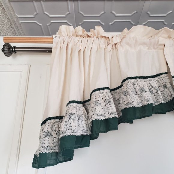 SOLD JC Penney Priscilla Swag 84W x 25L Valance Rod Pocket Cream Green Ruffle - Picture 7 of 14